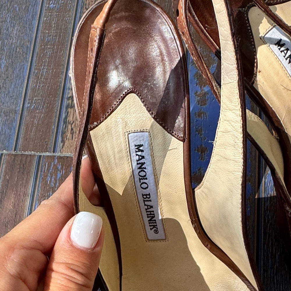 Manolo Blahnik Tan Leather Heels - Picture 3 of 9